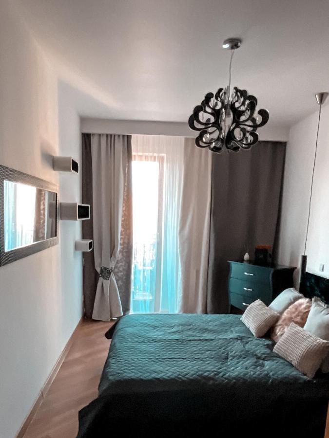 Apartament Solna 80 - Centrum Miasta Z Podziemnym Garazem Kielce Eksteriør bilde